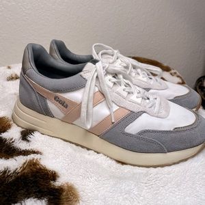 Gola Classics Women's Chicago Sneakers